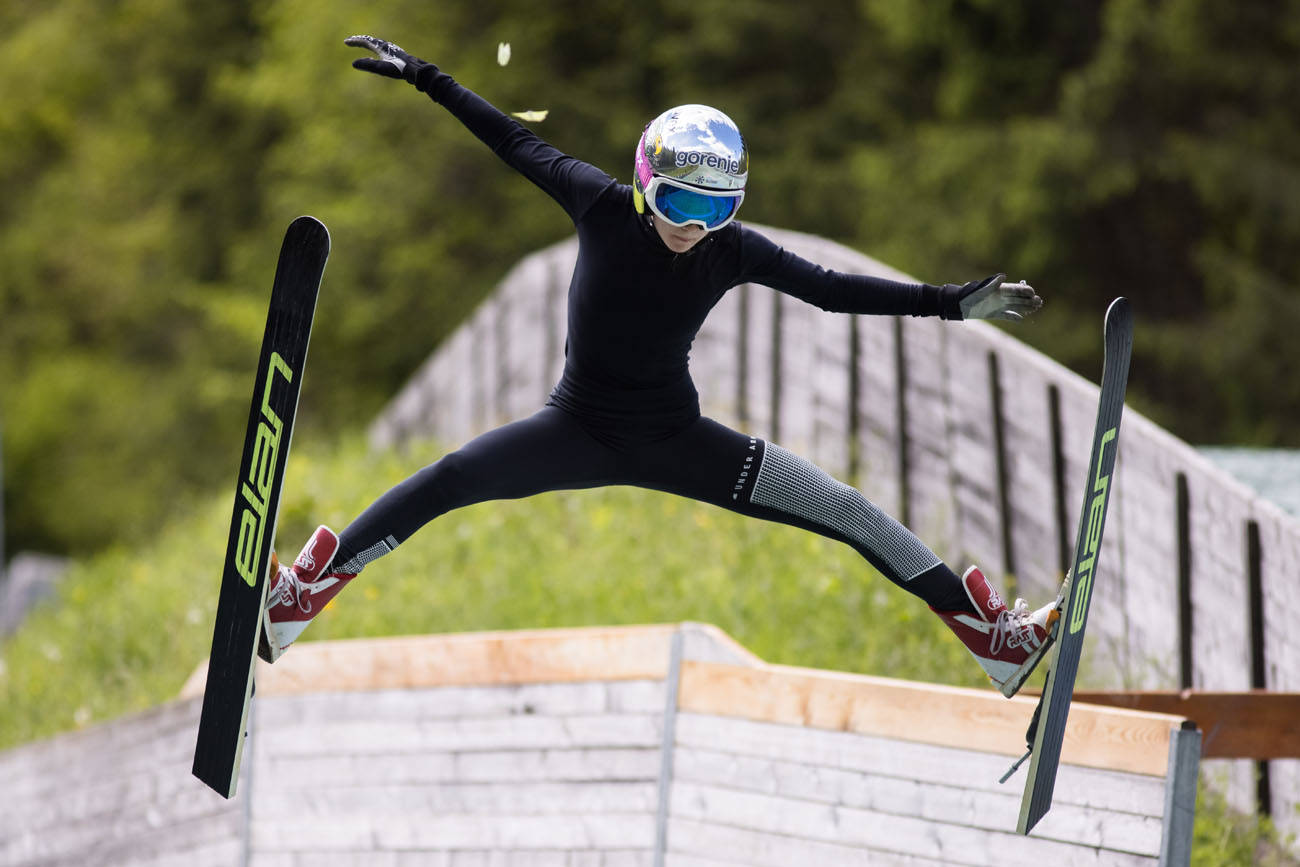 斯洛文尼亚队争分夺秒，全力备战的简单介绍