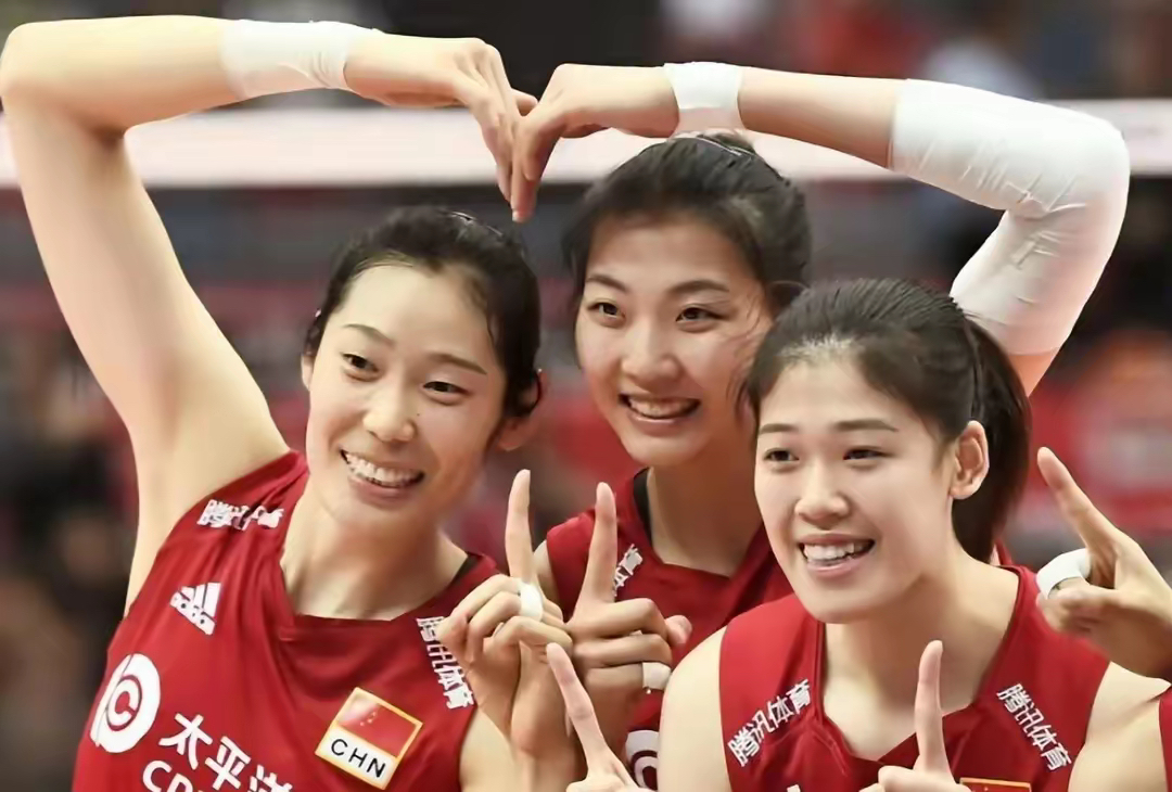 强队多线作战，阵容深度暴露实力差距的简单介绍