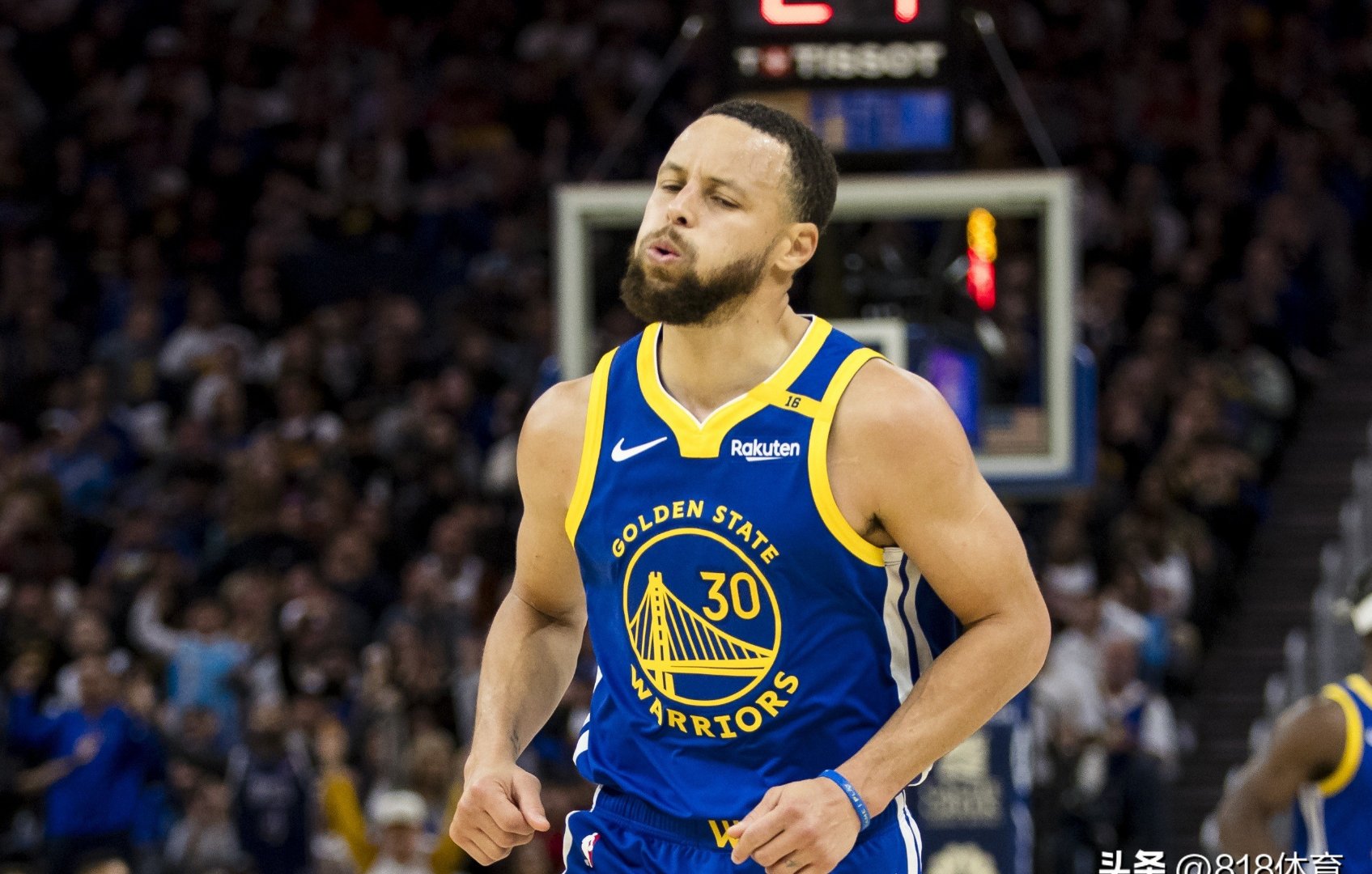 勇士队客场胜魔术，库里砍下分的简单介绍